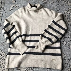 Michael Kors Women’s Wool Blend Turtleneck Sweater Beige Sz. Medium